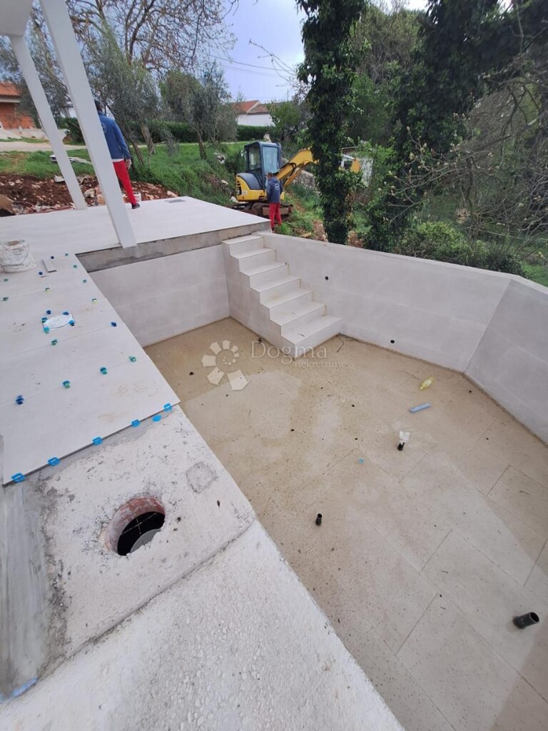 Image 14