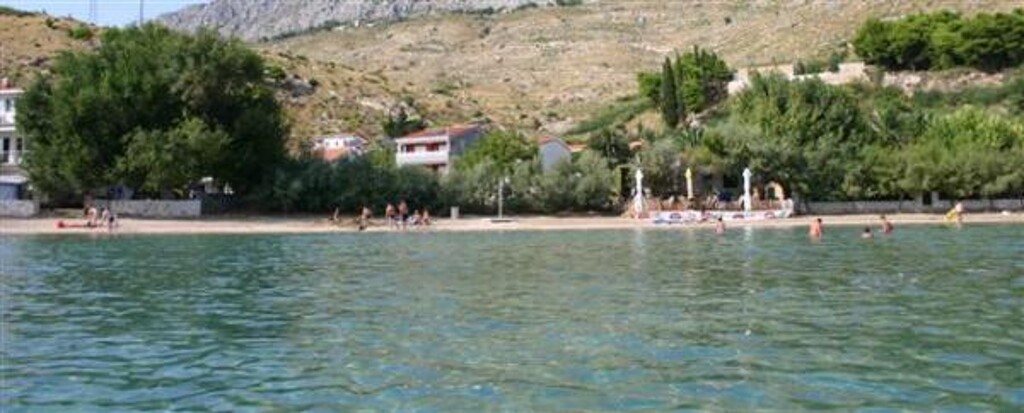 Image 3812855 - 6