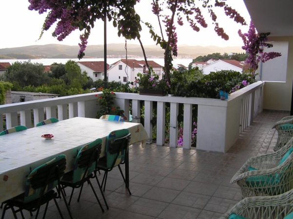 Image 3812439 - 3