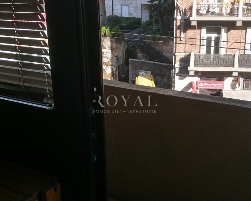 Image 6250383 - 1