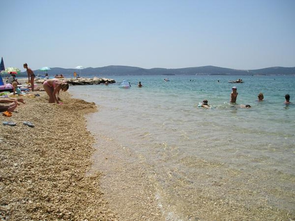 Image 3810799 - 6