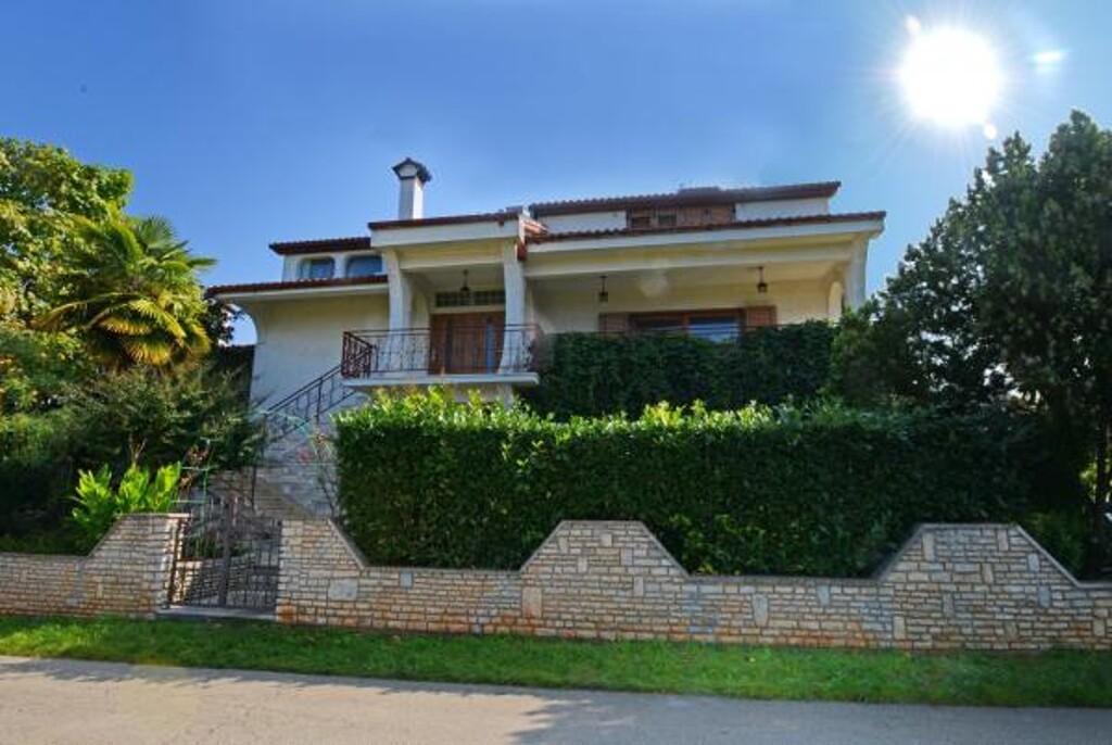 Image 3813763 - 3