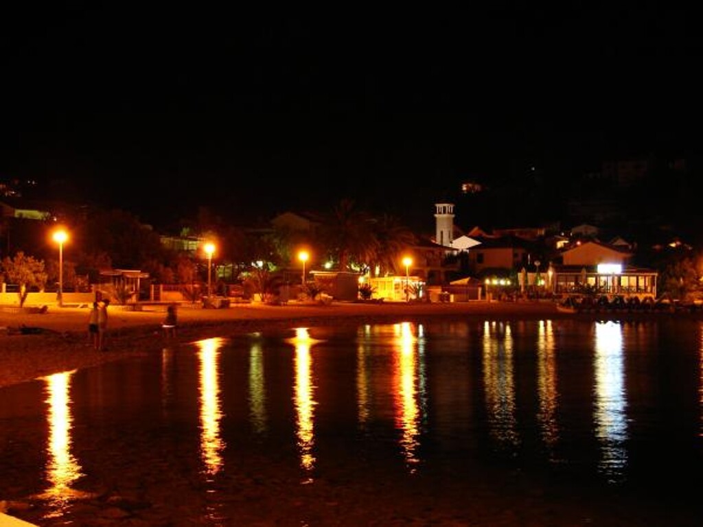Image 3812043 - 9