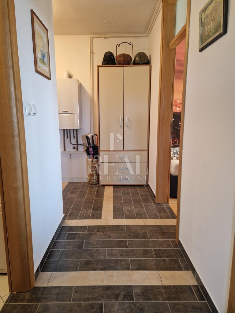 Image 8