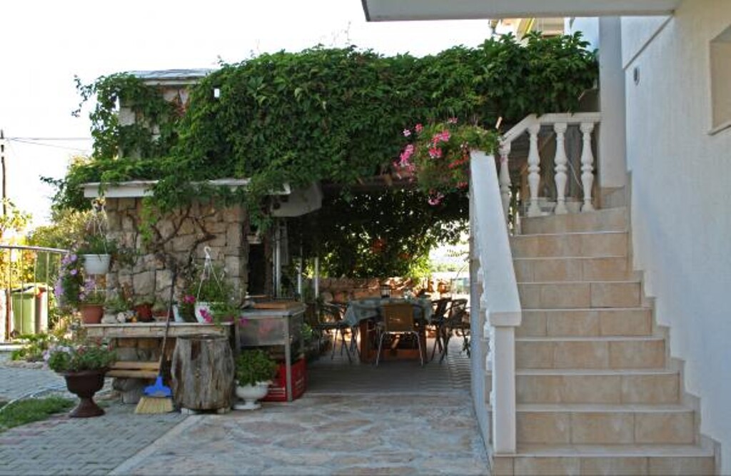 Image 3814560 - 5
