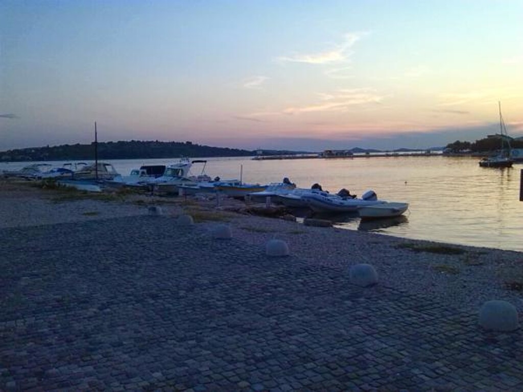Image 3812866 - 8