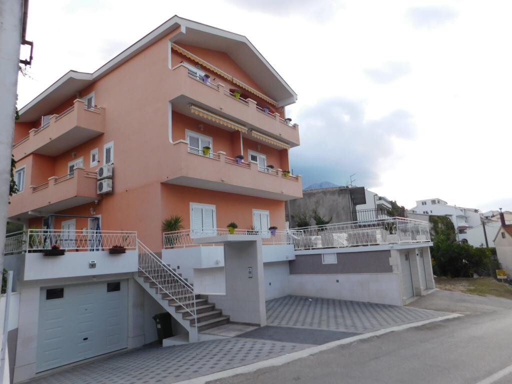 Image 3838816 - 1