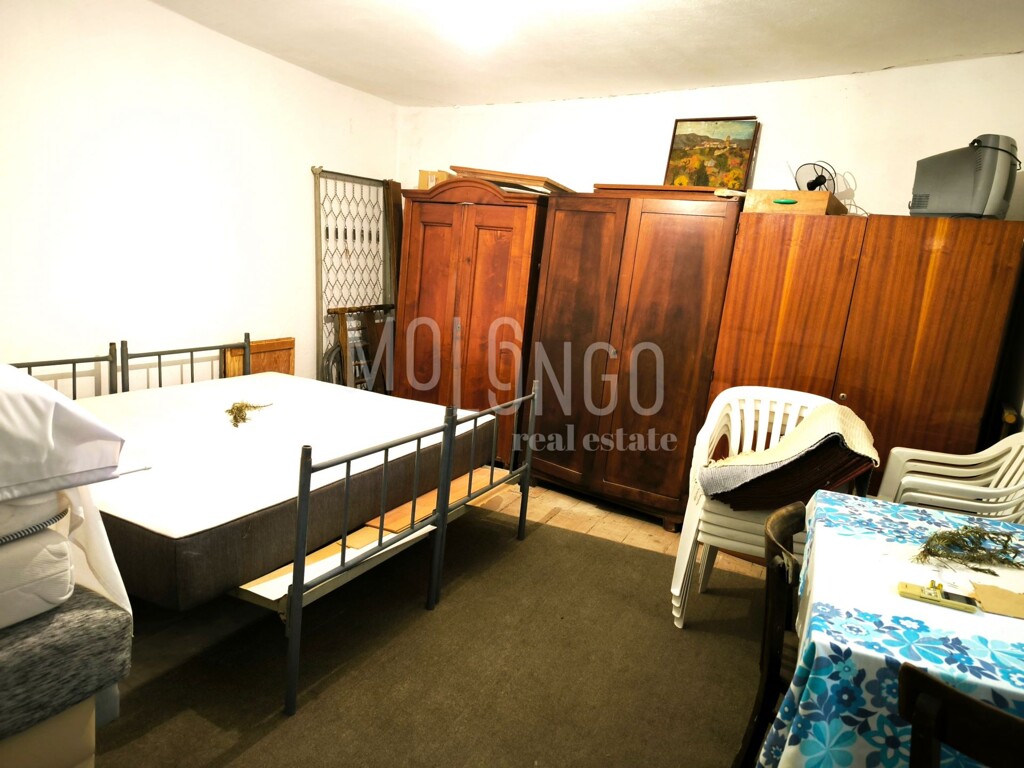 Image 6201935 - 9