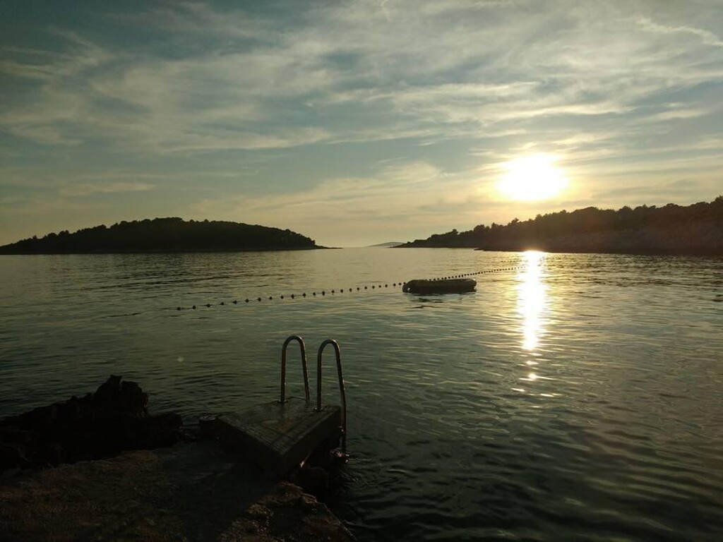 Image 3813391 - 35