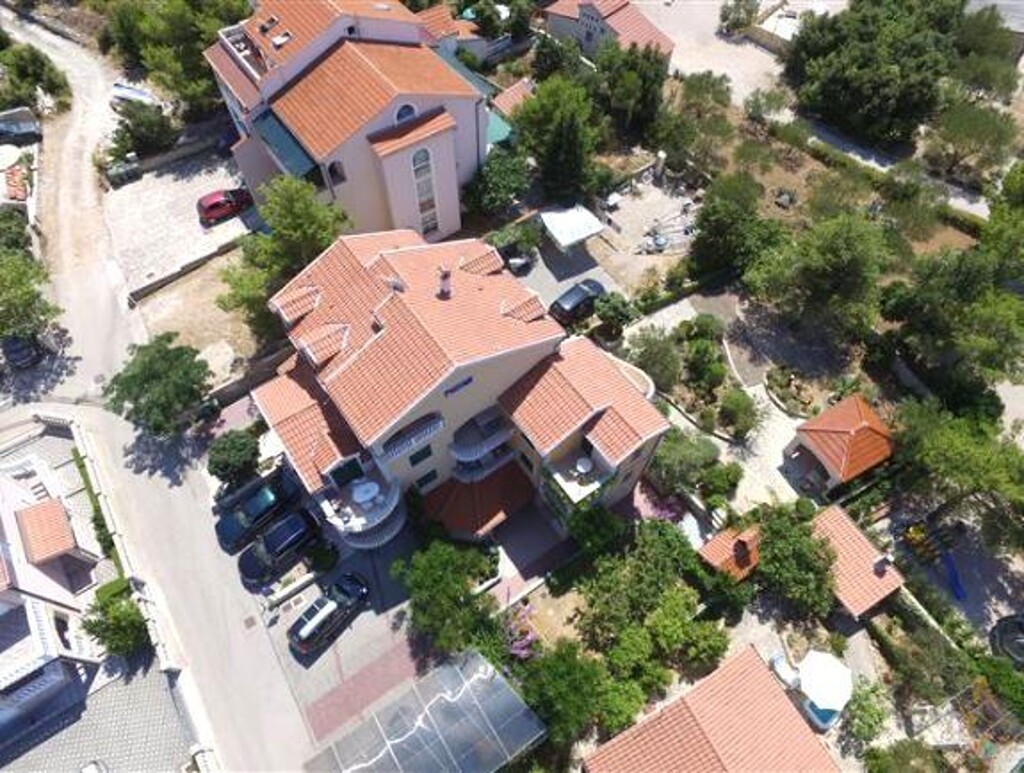 Image 3813760 - 4