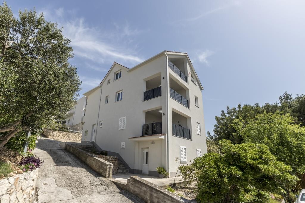 Image 3812989 - 1