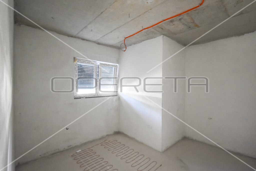 Image 6159172 - 27