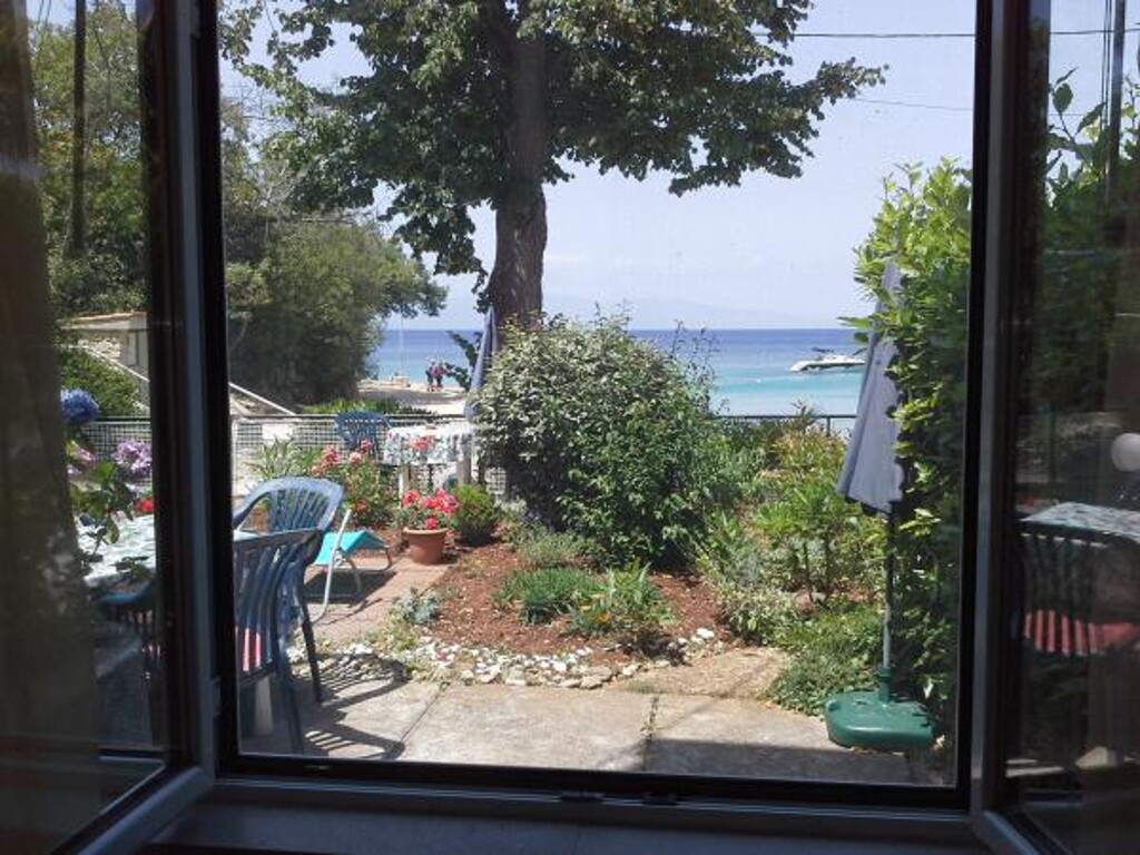 Image 3811353 - 12