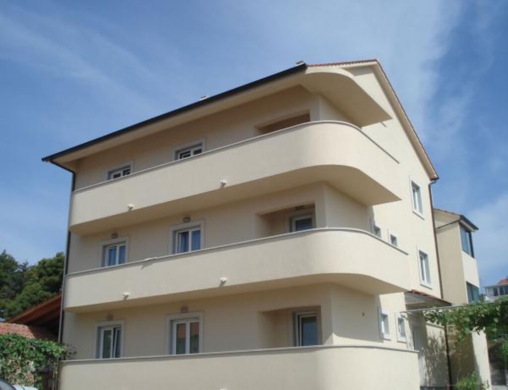 Image 3810715 - 1