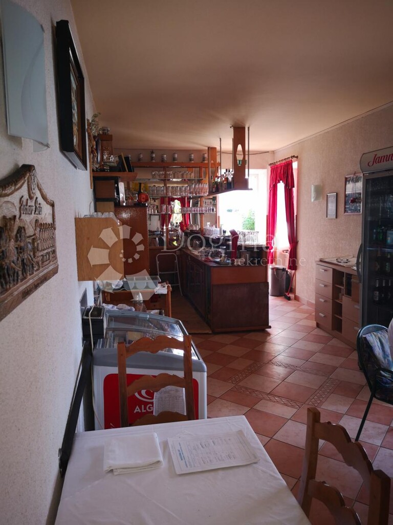 Image 10