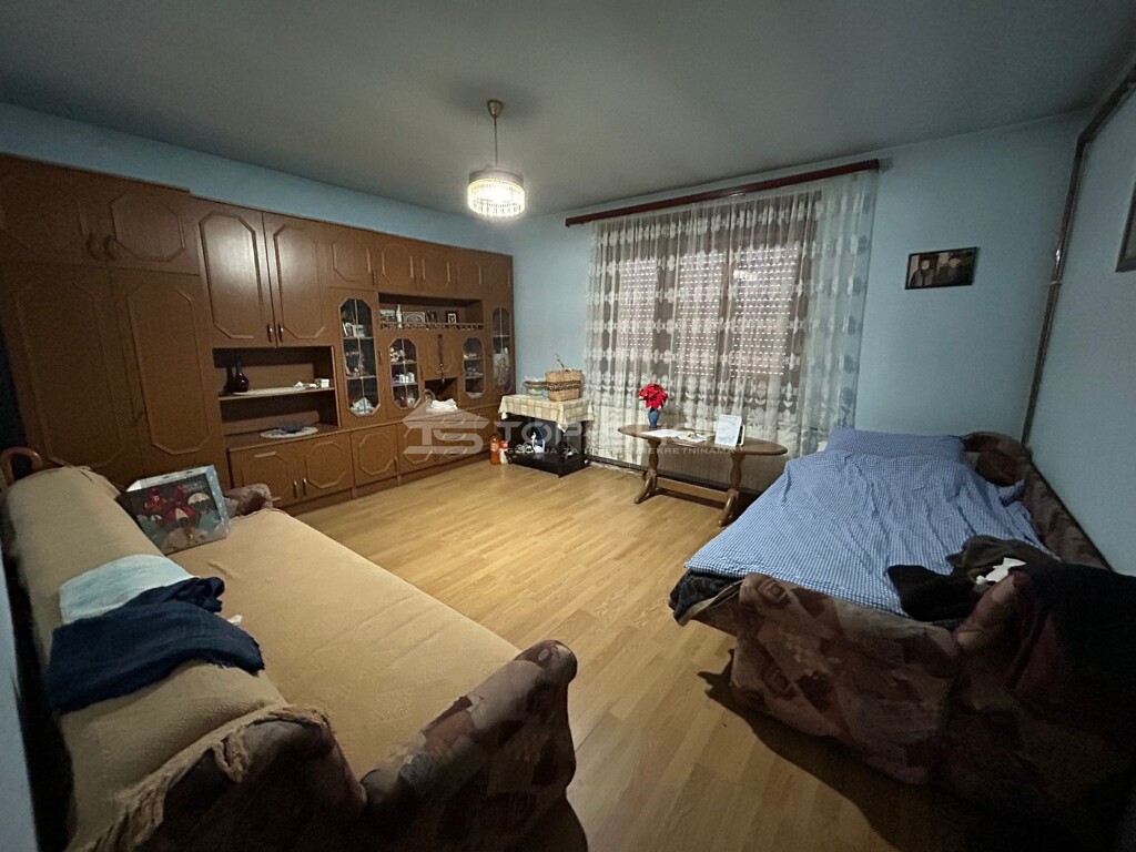 Image 12