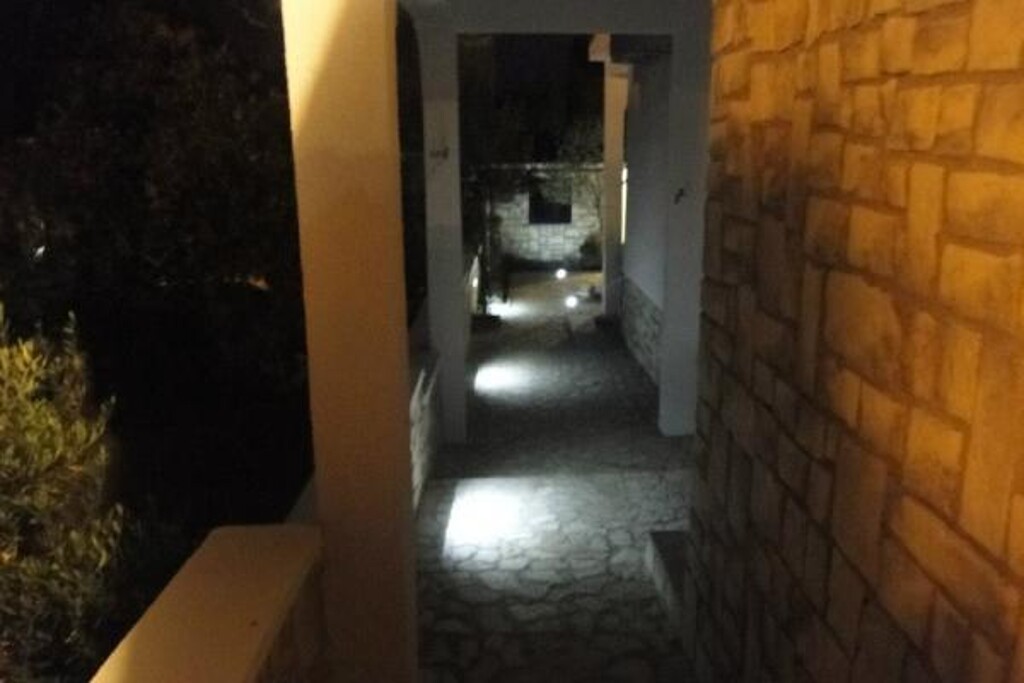 Image 3812446 - 5