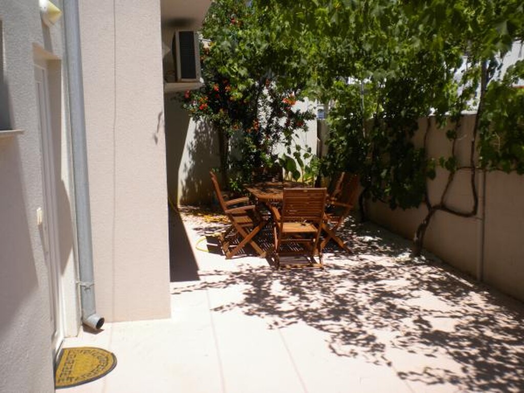 Image 3814408 - 7