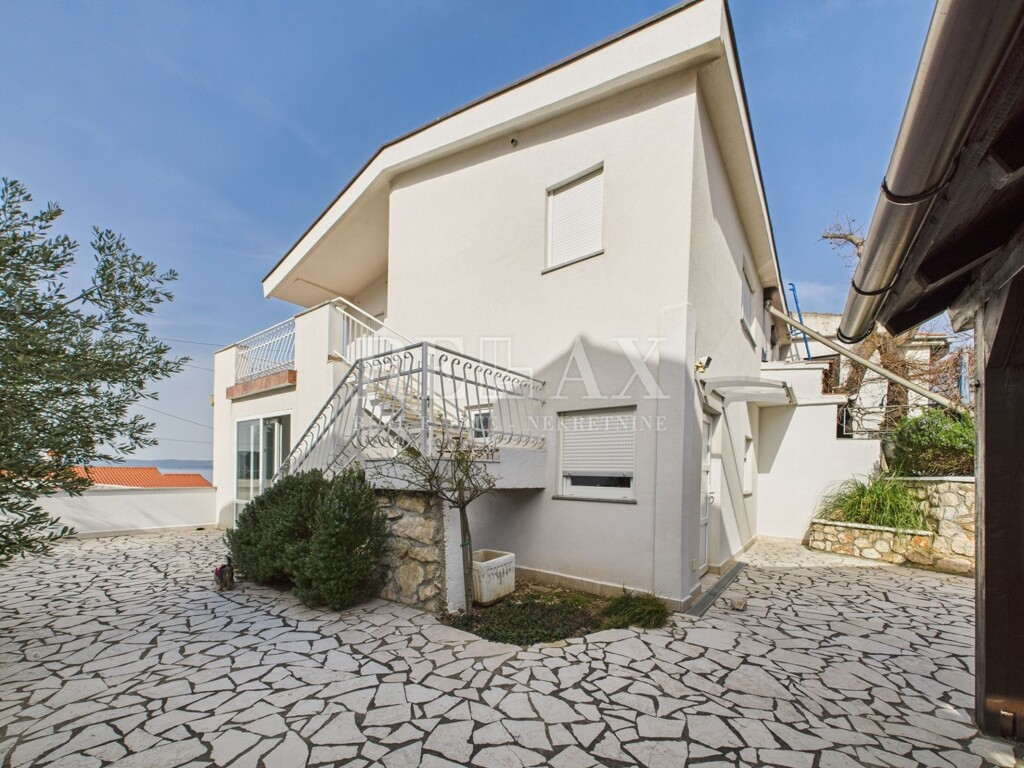 Image 19