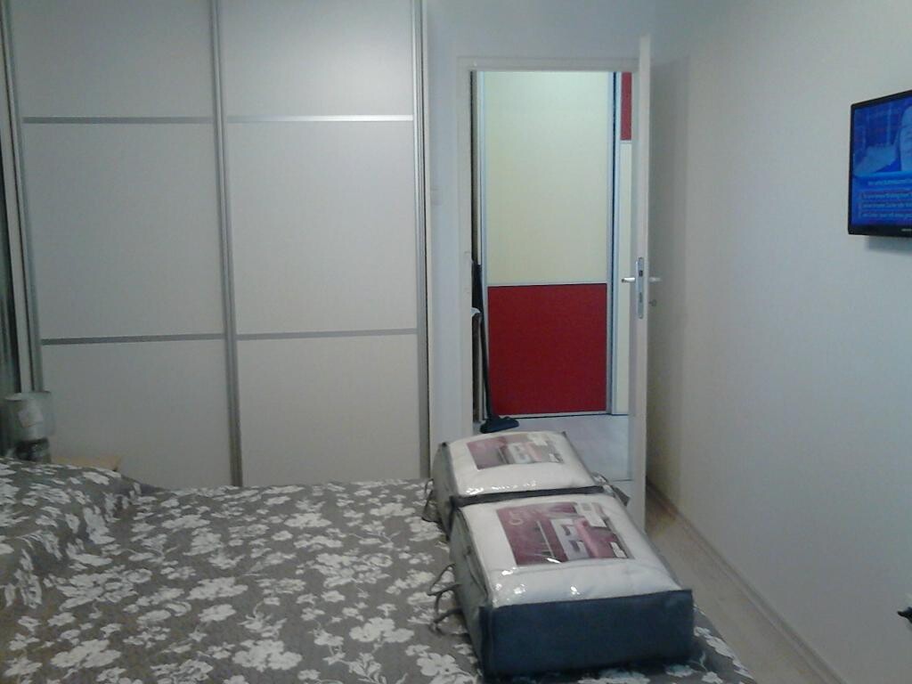 Image 3811460 - 19