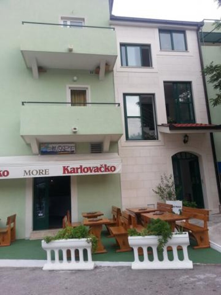 Image 3838723 - 3