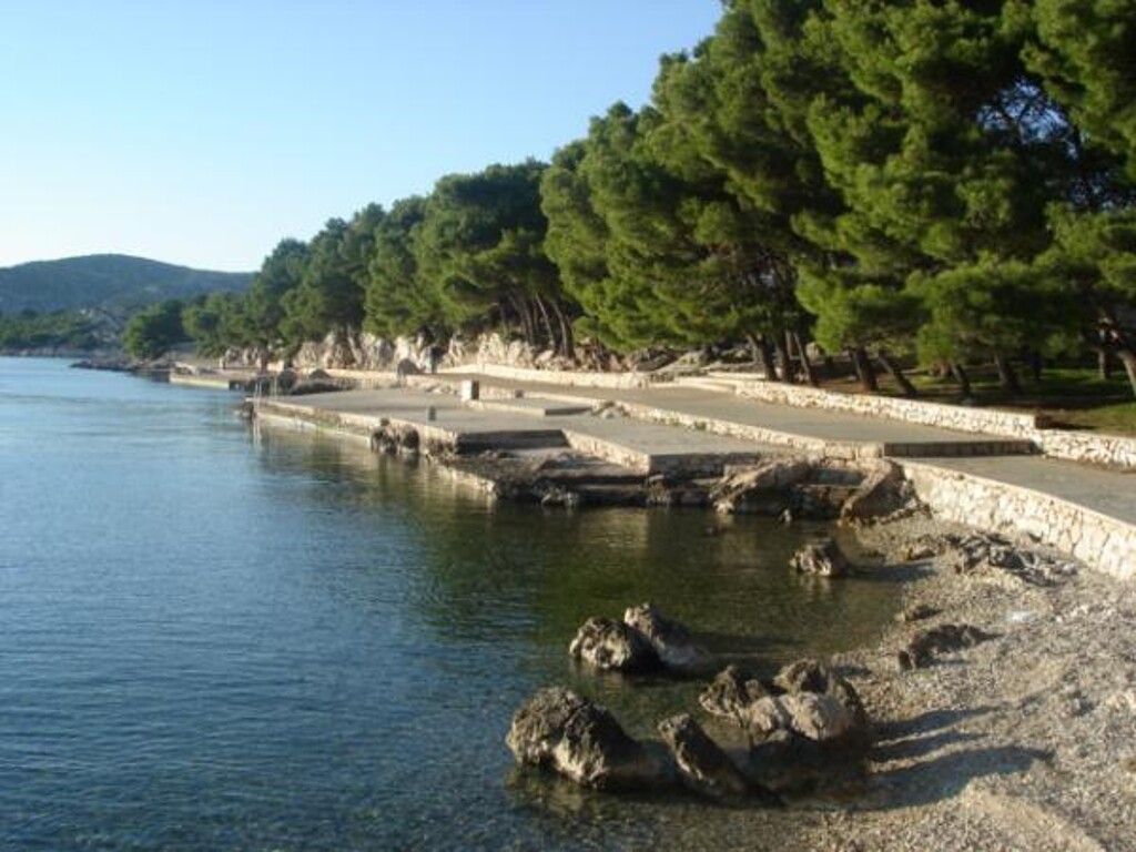 Image 3813292 - 3