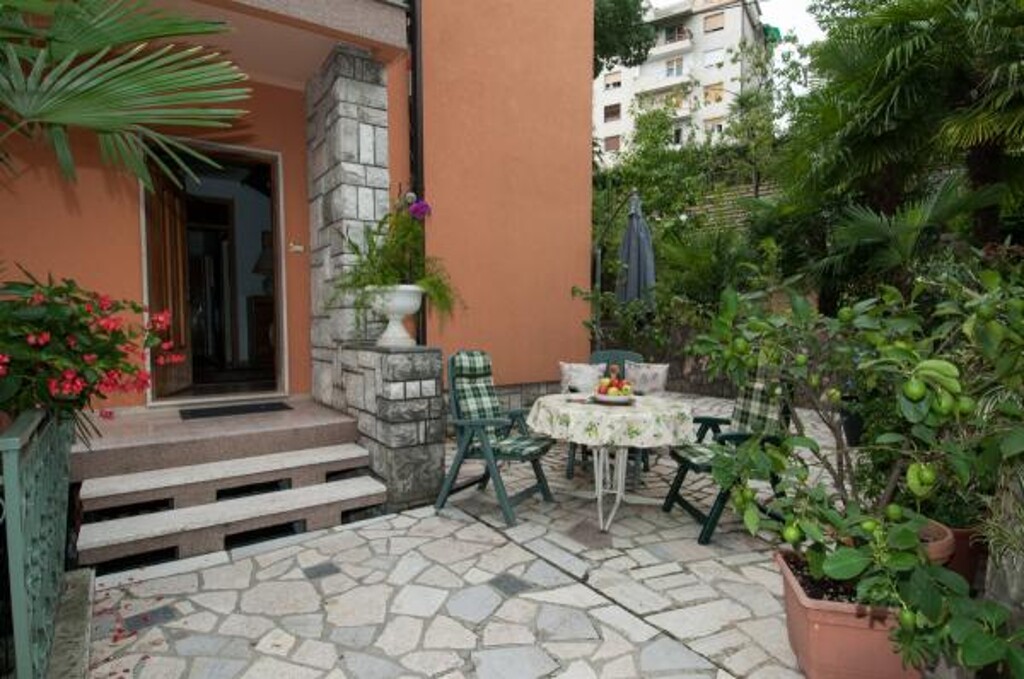 Image 3812579 - 13