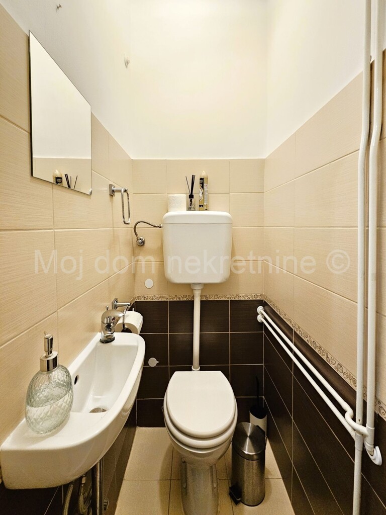 Image 12