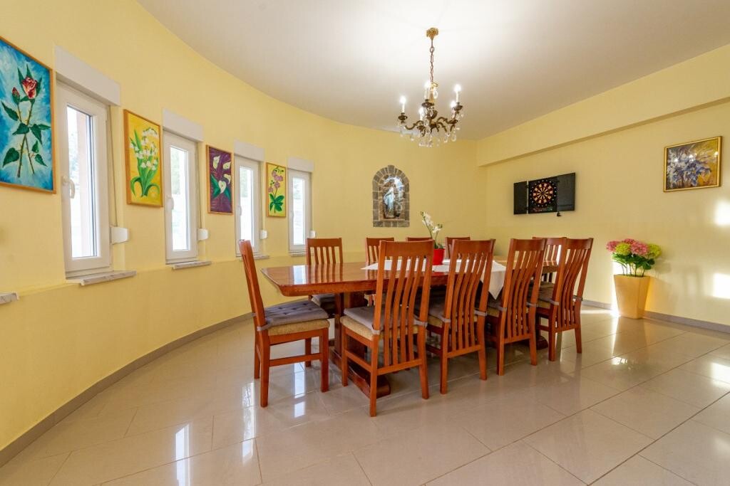 Image 3823107 - 12