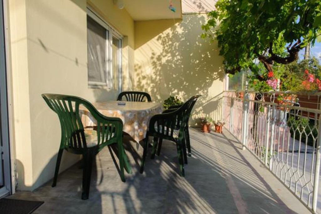 Image 3813963 - 12