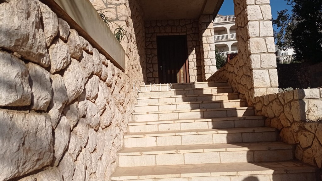 Image 13
