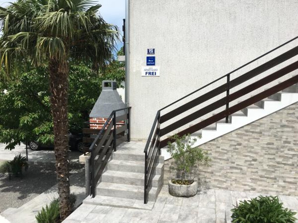 Image 3810600 - 12