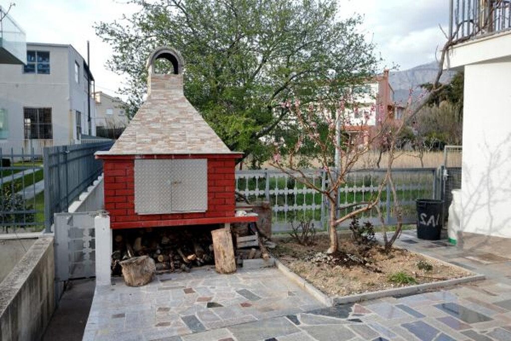 Image 3811638 - 7