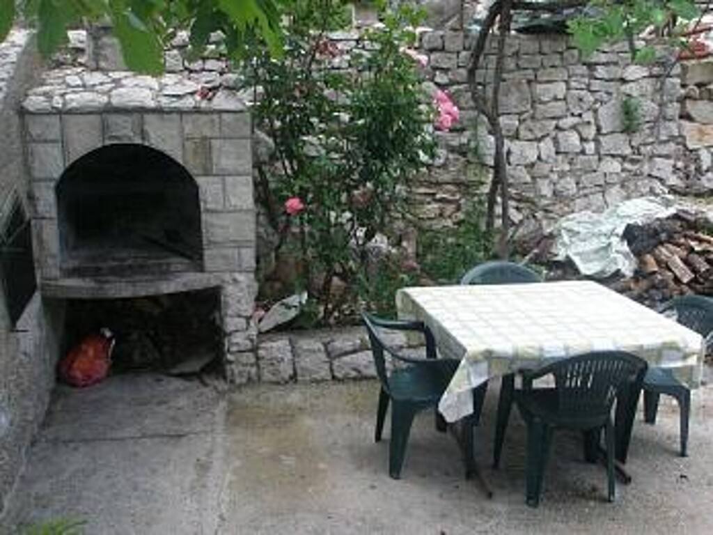 Image 3811511 - 6