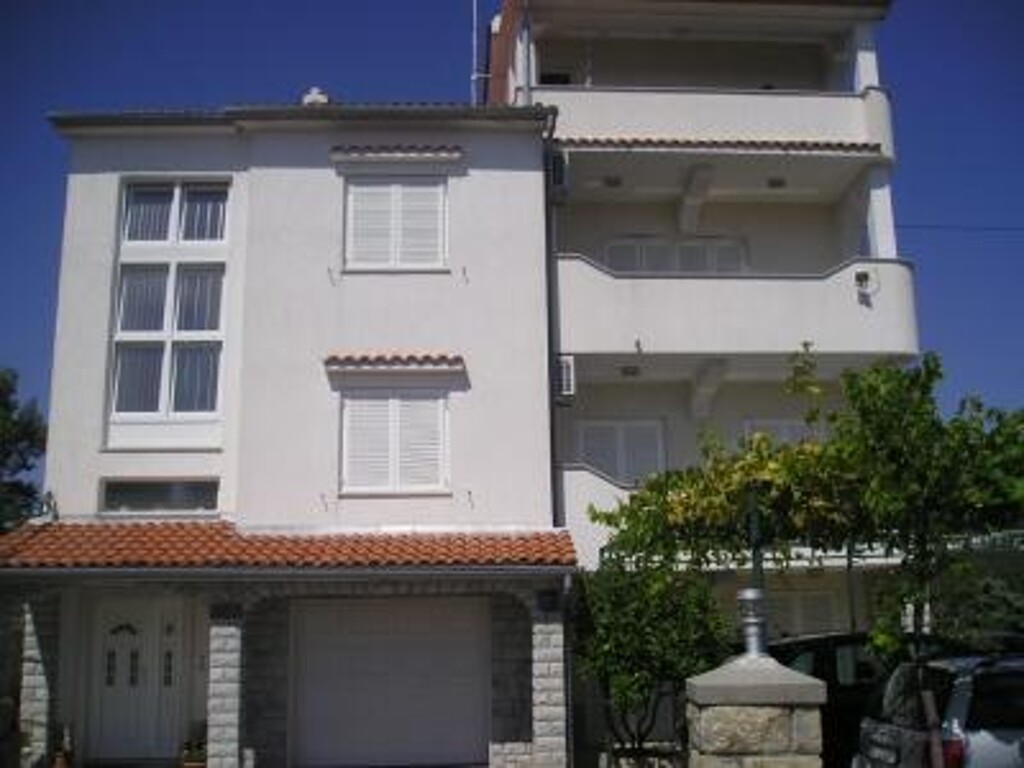 Image 3811581 - 2