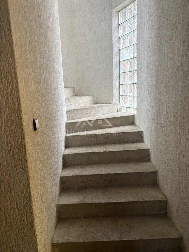 Image 16