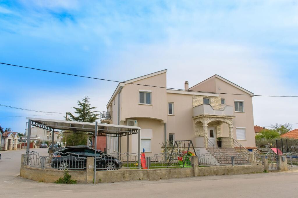 Image 3813129 - 2