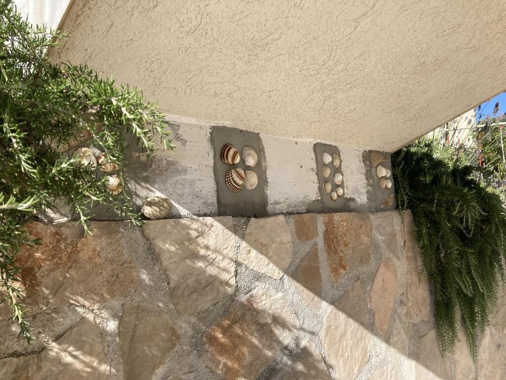 Image 3811833 - 27