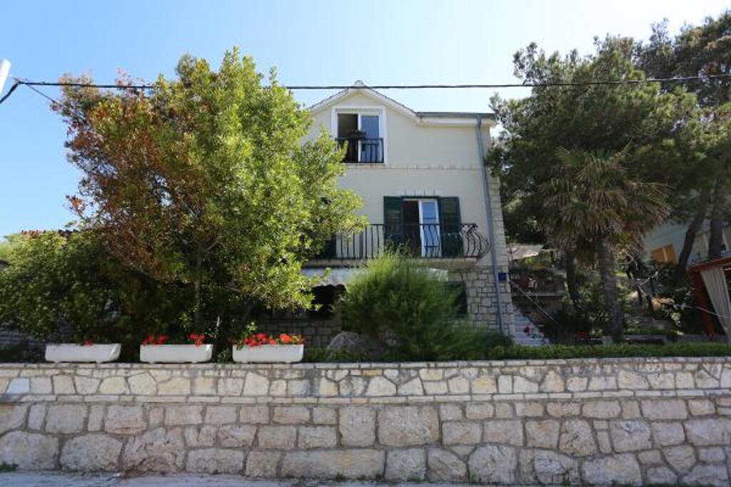 Image 3814511 - 10