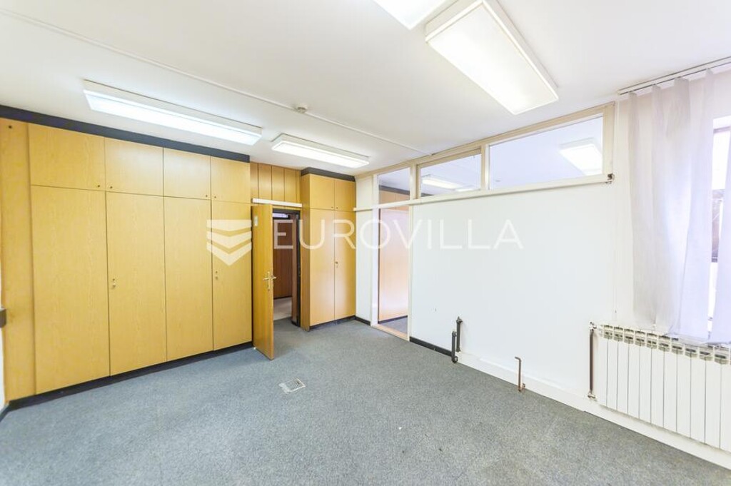 Image 12
