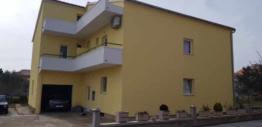 Image 3838994 - 5