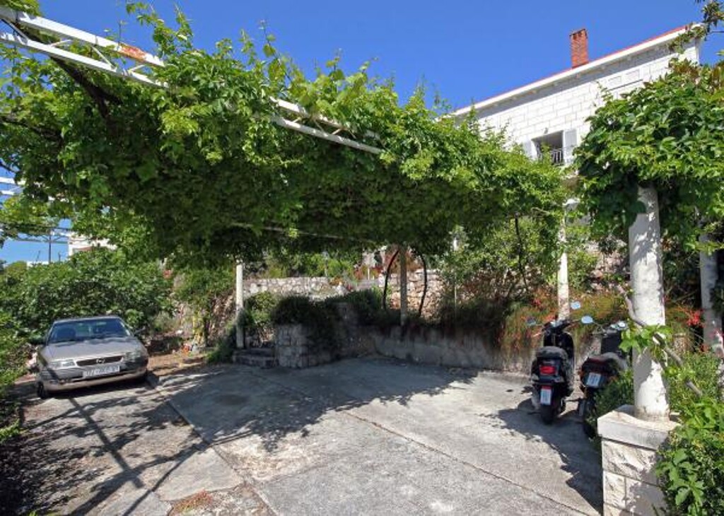 Image 3812333 - 13