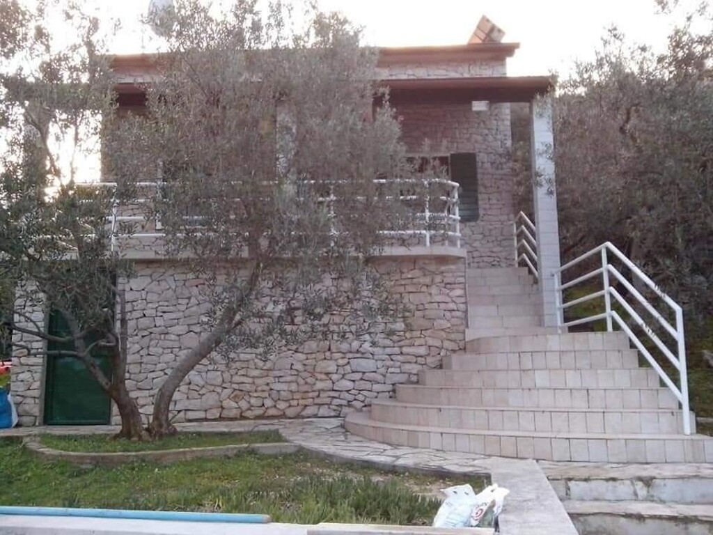 Image 3823624 - 25