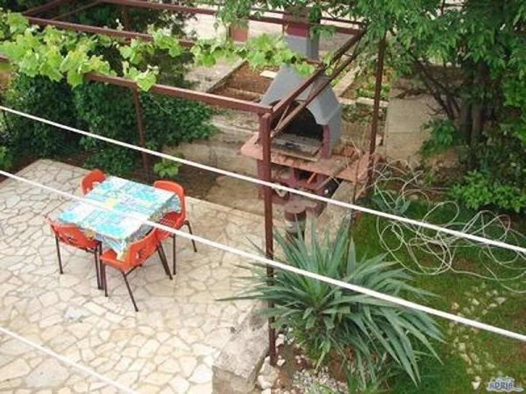 Image 3832245 - 4