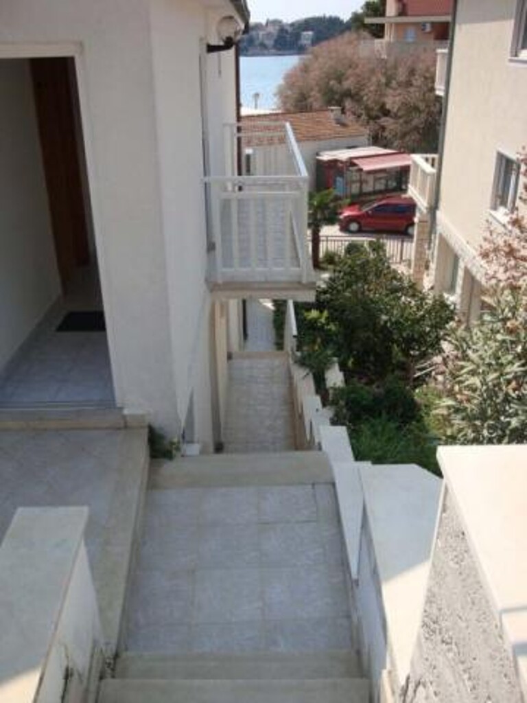 Image 3813346 - 7