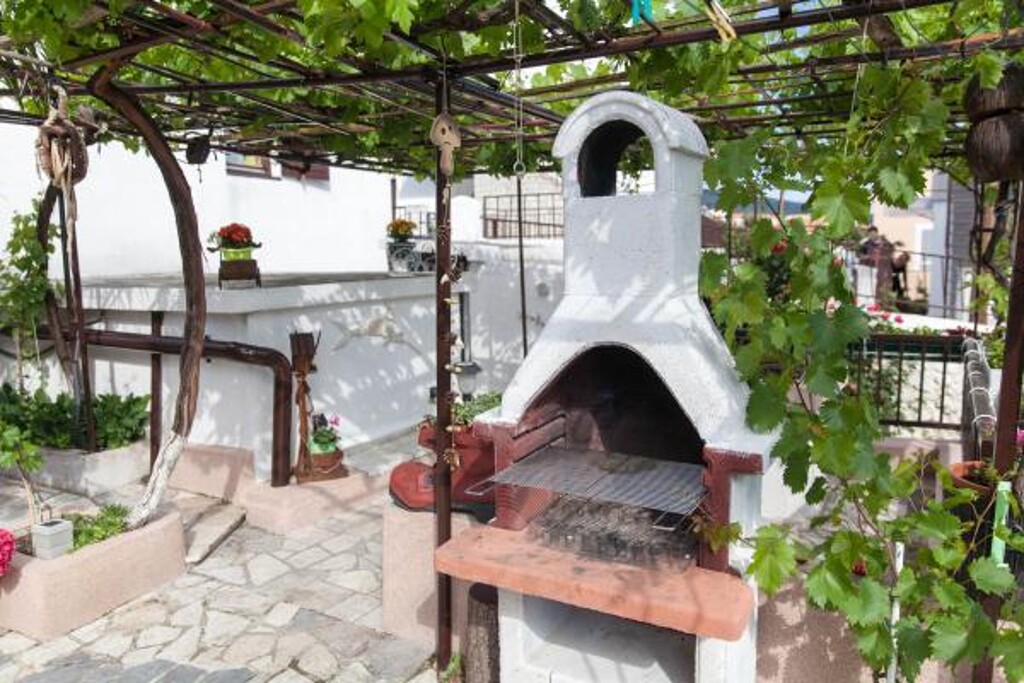 Image 3813570 - 11