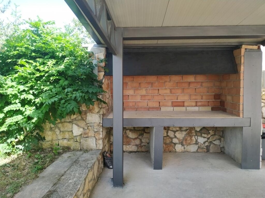 Image 12
