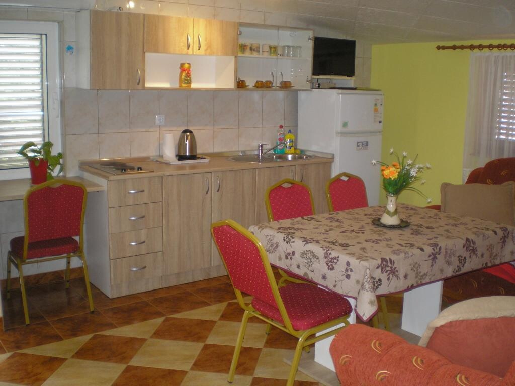 Image 3813434 - 34