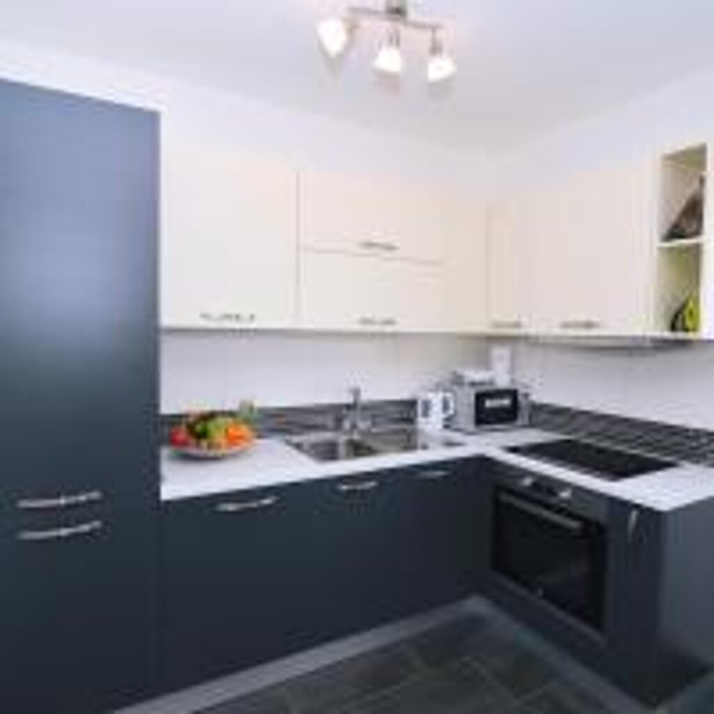 Image 3814827 - 8