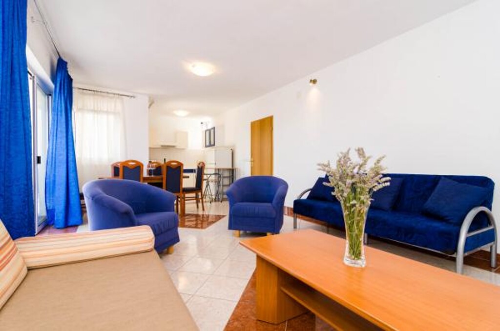 Image 3814540 - 1